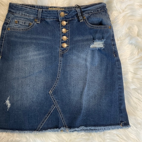 Red Star Dresses & Skirts - Red Star Button-Front Medium Blue Distressed Denim Mini Skirt Size 2